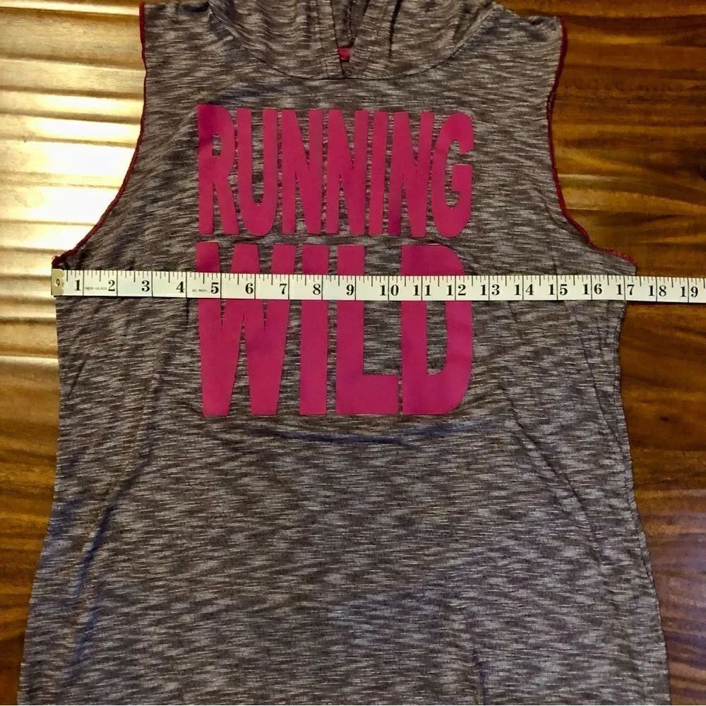 #EVCR Running Wild Hooded Sleeveless Top with Purple and White Stripes size M - Picture 4 of 8